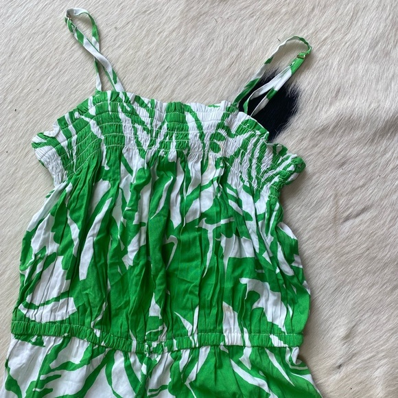 Lilly Pulitzer for Target jumpsuit featuring a green and white palm leaf print - Picture 3 of 8